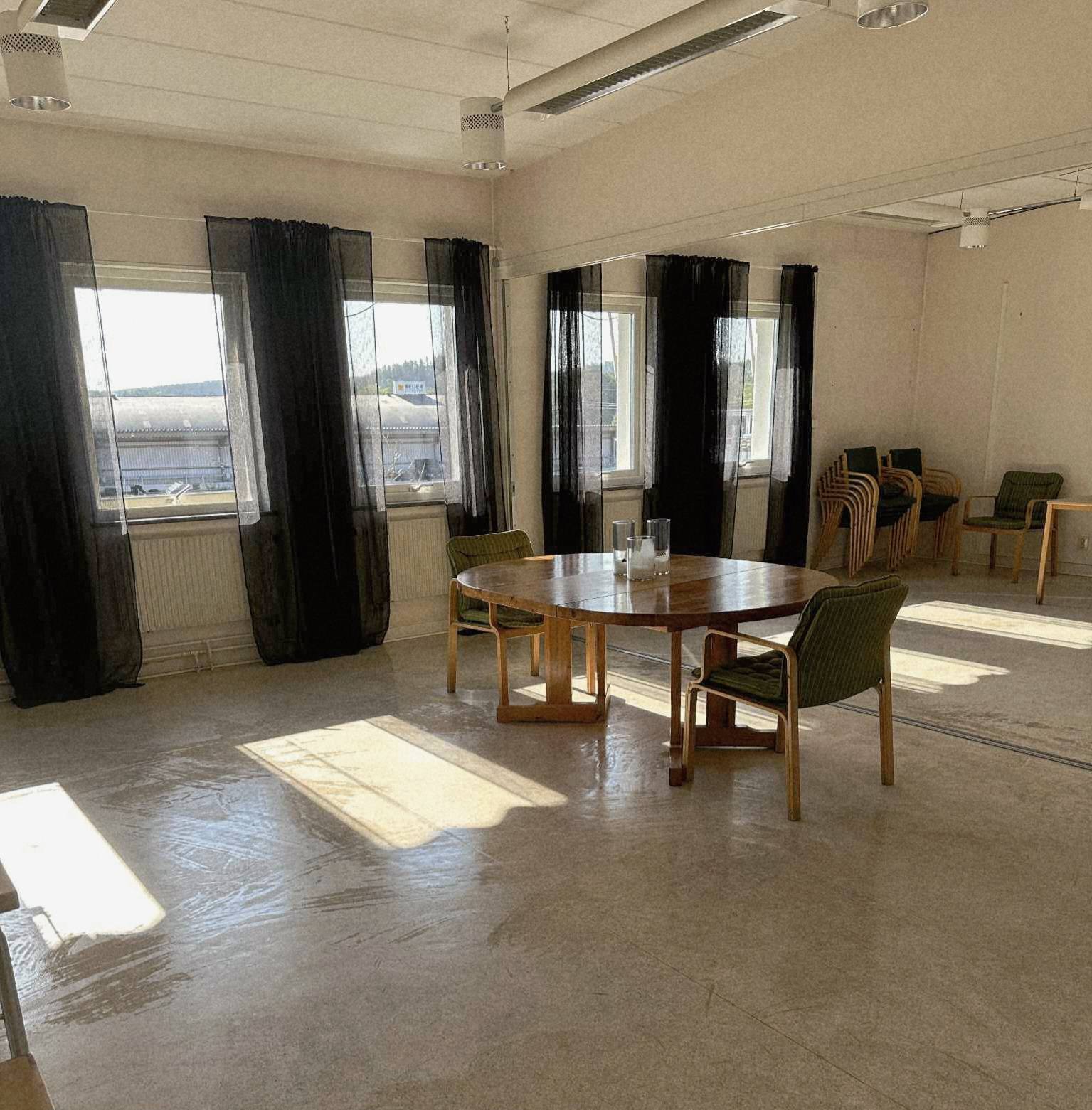 Move-in / Move-out cleaning